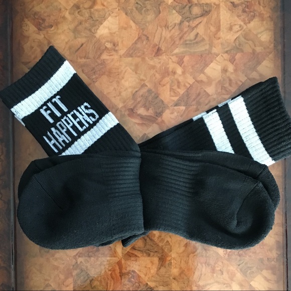SO Accessories - 🧦🧦2 Pair Performance Crew Socks🧦”Fit Happens”🧦
